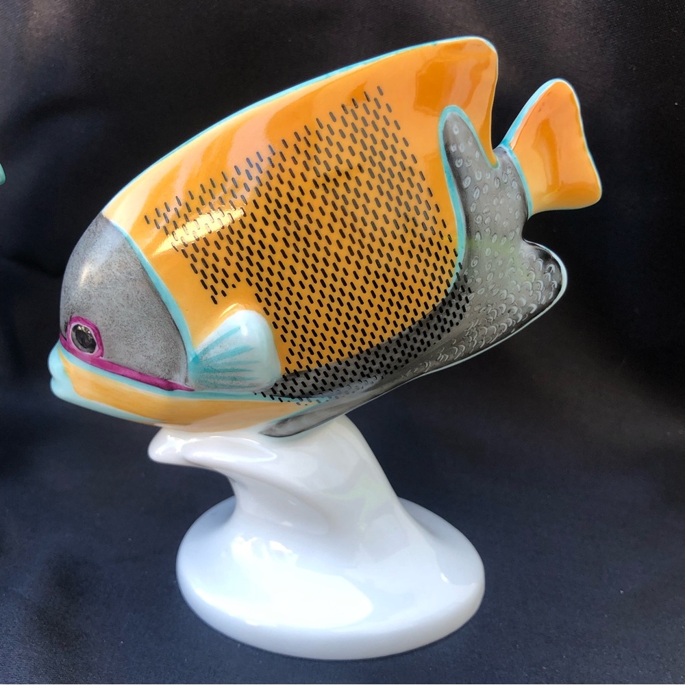 Hollohaza Handpainted Porcelain Fish Figurines Set of 2 - Picture 5 of 9